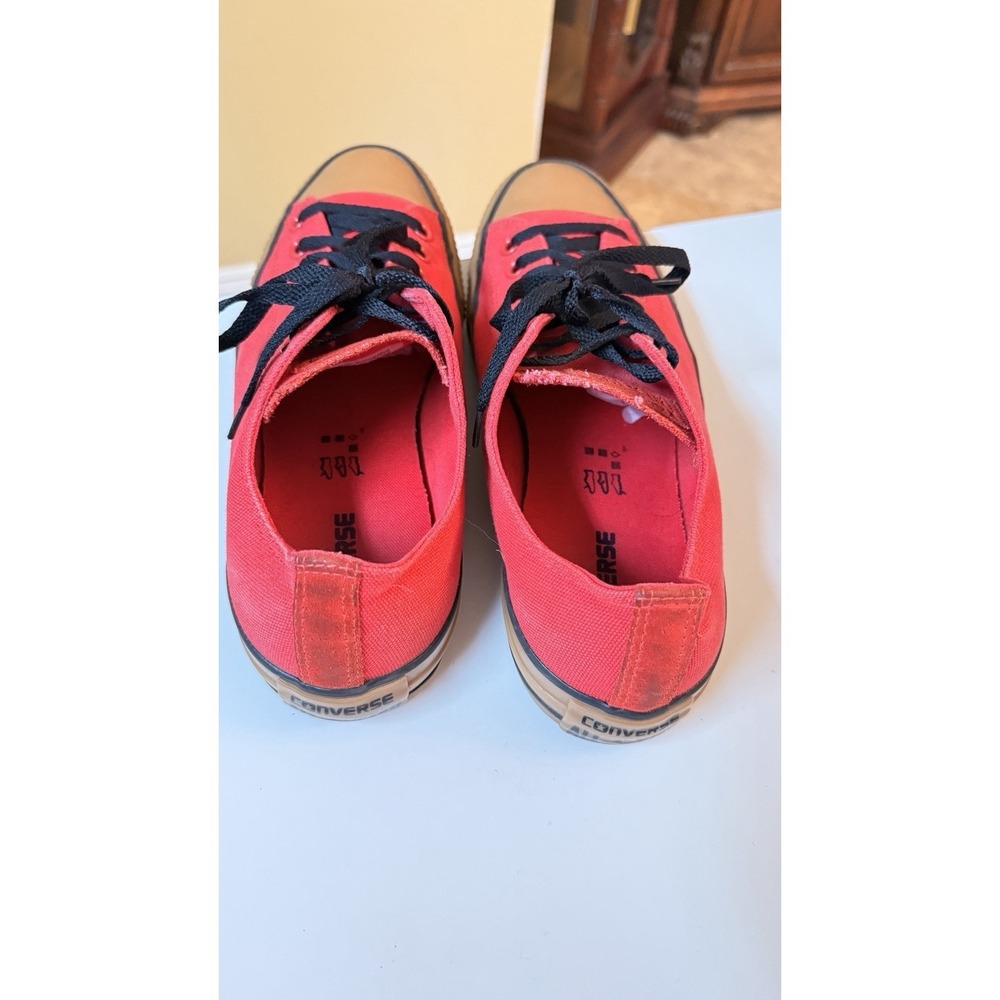 Converse Chuck Taylor All Star Low Red Canvas Sneakers Mens 11 Unisex‎ - Picture 3 of 9